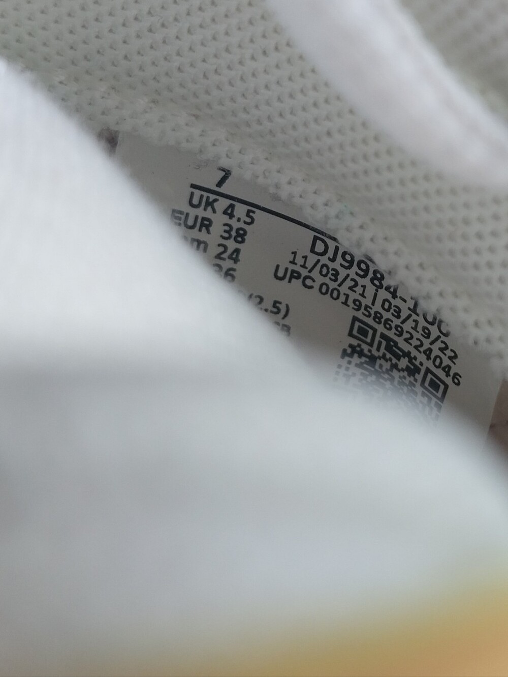 Nike Air Max Pre-Day SE Nike Sun Club Sail Multicolor Women's 7 - Picture 7 of 7
